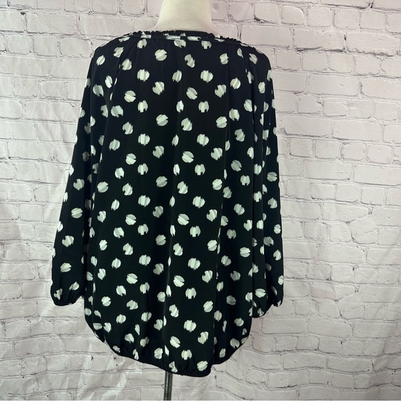 Lane Bryant abstract polka dot Patterned Blouse 3X ruffles coquette flowy - Picture 2 of 6